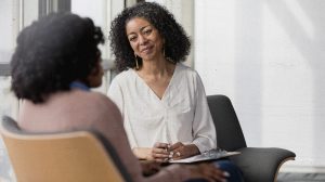 Recognizing when to seek help from a mental health therapist