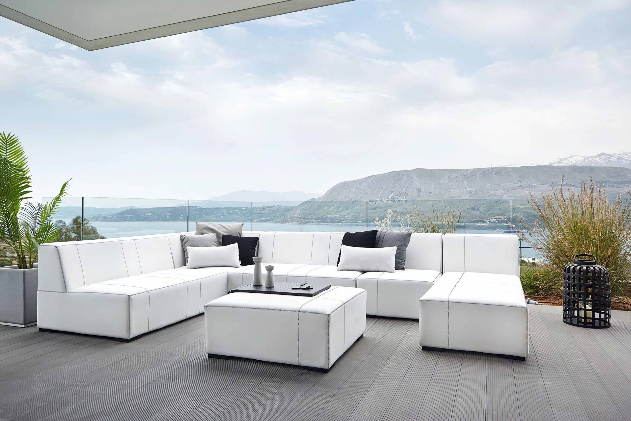 Exploring The Types Of Outdoor Furniture Sets
